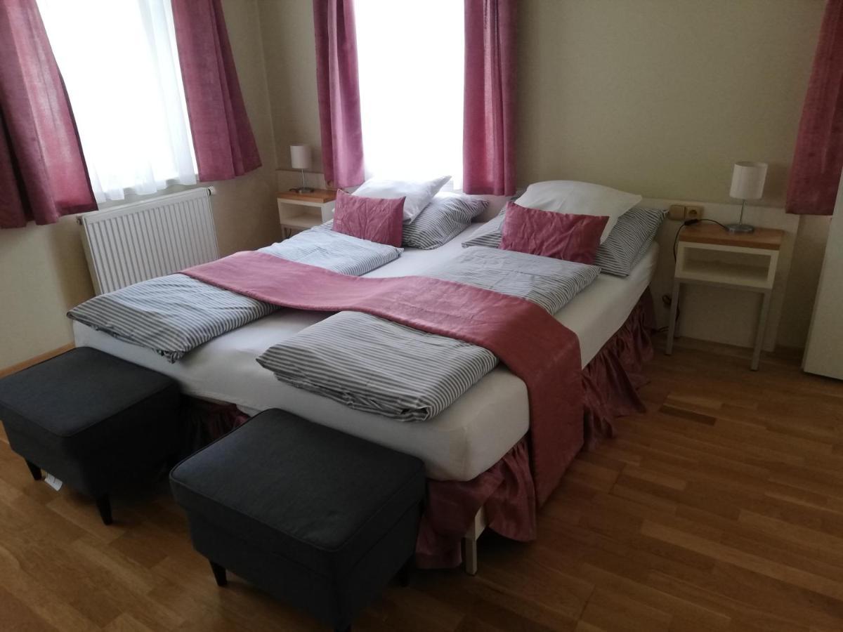 Penzion Lipa Krásná Lípa Bagian luar foto
